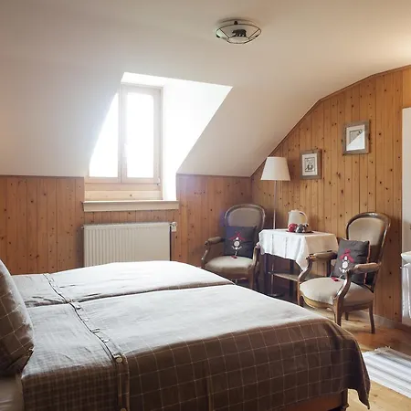 Hotel De La Chaux-d'abel *
