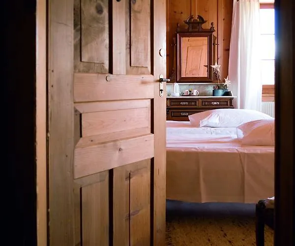 De La Chaux-d'abel *