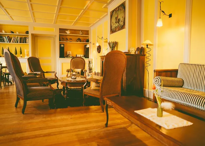 De La Chaux-d'abel Otel